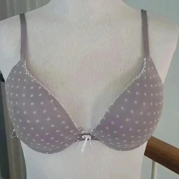 Womens bra 36C - Picture 6 of 16
